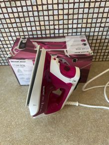 Steam Iron - Silver Crest