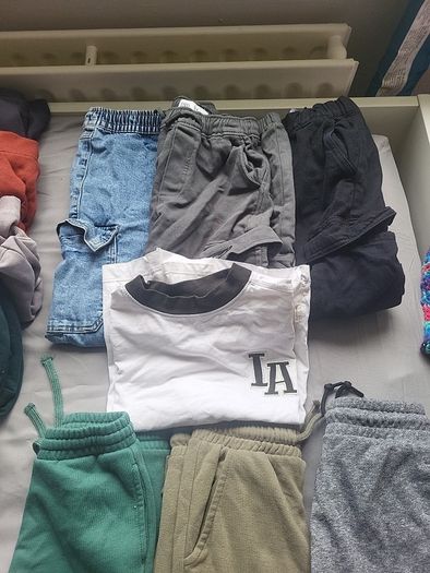 boys clothes ( 6-7yrs)