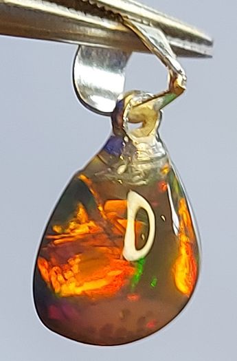 Ethiopian Fire Opal Pendant 2 ct on 925 Silver