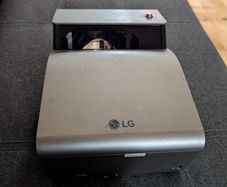 LG 3D DLP Projector - PH450 - Ultra short throw