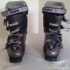TECNICA Women's Ski Boots Shoes Size UK 6/ EU 39