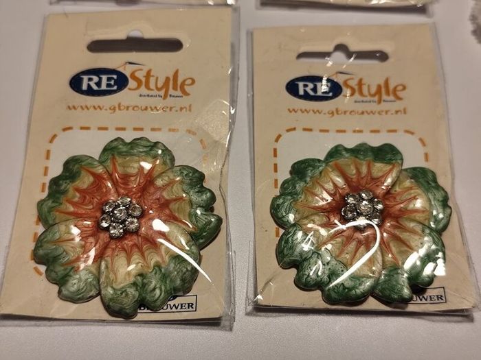 Brooches Mix Selection Lot of 5