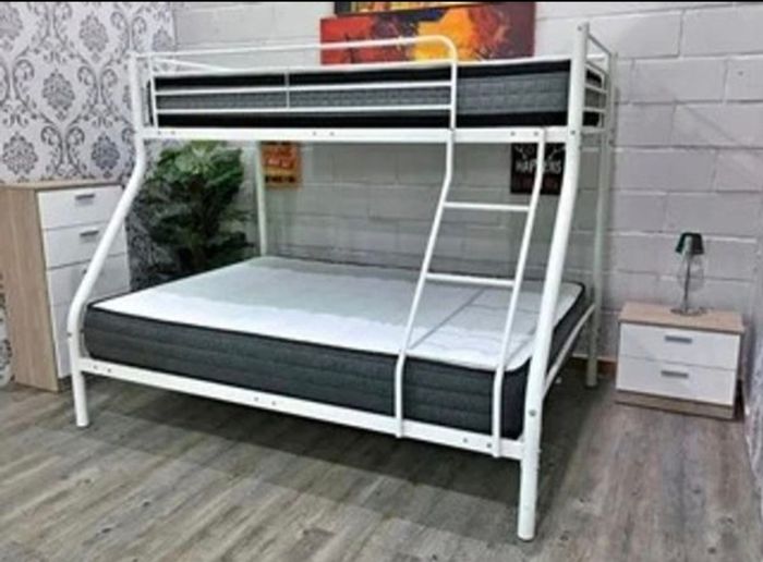 Bunk Bed (Triple)