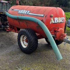 Slurry spreader