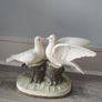 Beautiful porcelain figurine Image 4