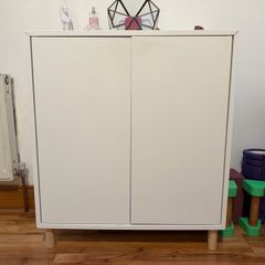 Eket Cabinet