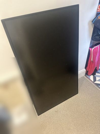Lg 43" 4k Uhd Ips Monitor (43ud79-b) - Usb-c, 4x Hdmi