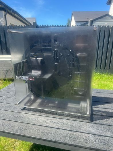 Thermaltake Core P5