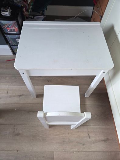 Kids Desk & Chair