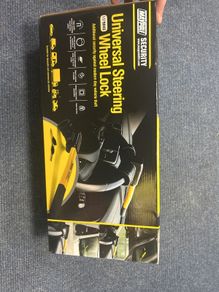 Universal steering wheel lock
