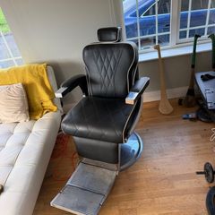 Barber chair