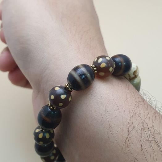 Vintage Himalayan Tibetan Treasure Vase & Stripe Pattern & Dotted Quartz Bracelet