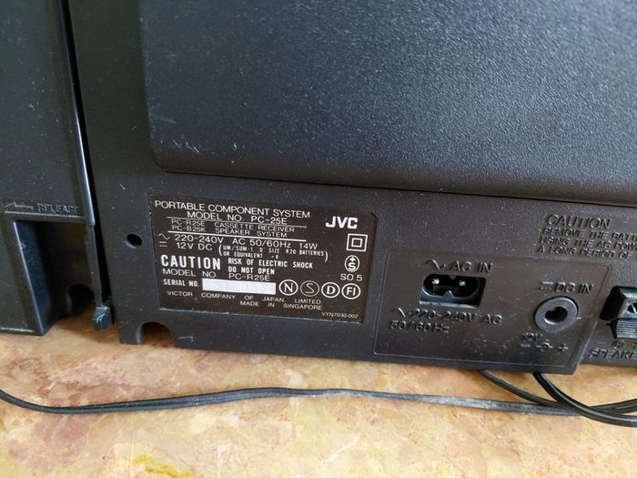 vintage JVC radio cassette PC-25E working