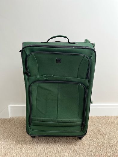 Large roller suitcase