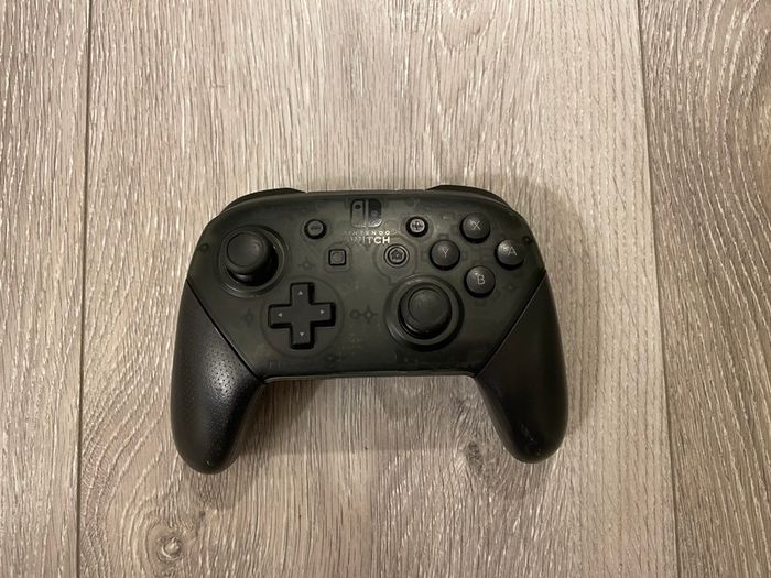 Nintendo Switch Pro Controller