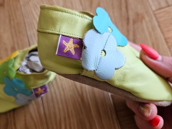Starchild Baby Shoes Green with Flowers 6-12 Months
