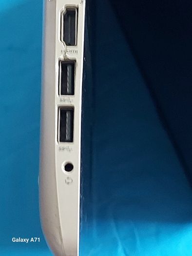 HP 15.6 inch Laptop, TPN-C130, 4GB Ram, 1 Terrabyte, Windows 10, AMD A9-9420 Radeon R5, 5 Compute Cores, 2C+3G, 3.0GHz, Microsoft Edge, Chrome