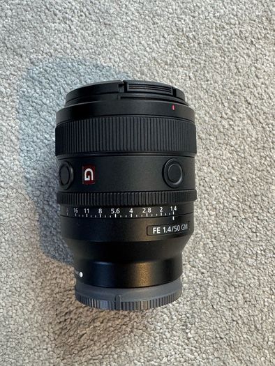 Sony 50mm f1.4 GM (boxed, like new)