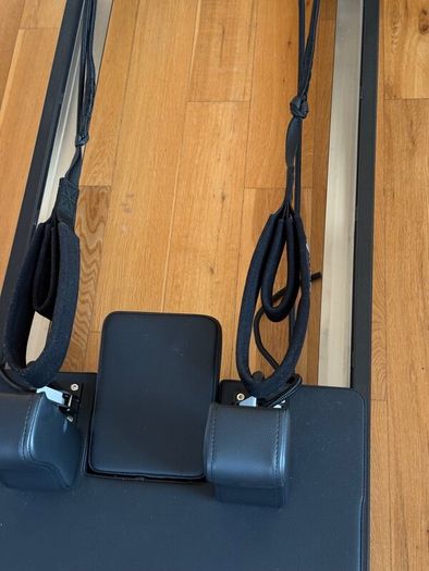 Pilates reformer machine
