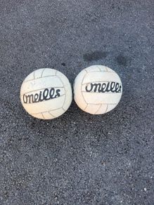 2x O'Neills Footballs