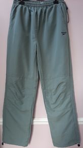 New Reebok tracksuit ends L tag attached