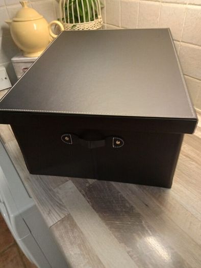 Storage box