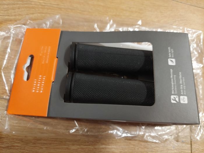 Bicycle parts / grips