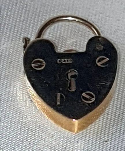 Pristine Vintage 9ct Gold Heart Padlock Charm
