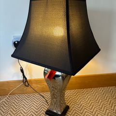 Brand New Potter's Yard Irish Craft Ceramic Table Lamp