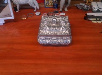 Trinket box
