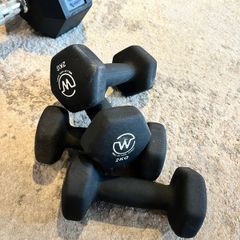 2kg dumbbells x4