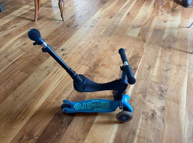 Scooter seat and handle