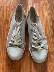 women shoes