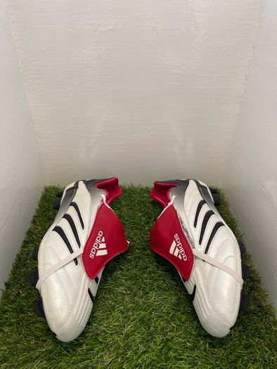Adidas Predator Absolute FG Football Boots | UK 9