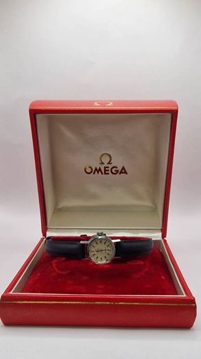 OMEGA Vintage wristwatch