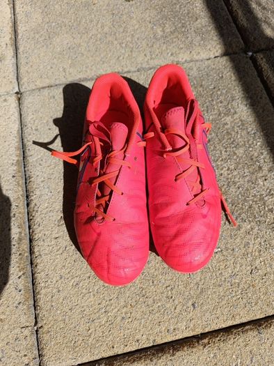 Nike phantom football boots uk 5