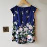 sleeveless top Image 2