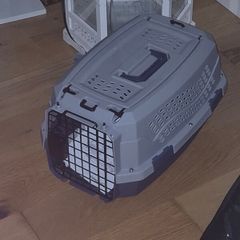Small pet carrier