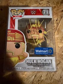 Funko WWE Autographed Hulk Hogan 71 Walmart Exclusive