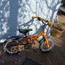 boys 14 inch bicycle with stabilisers and balance buddy Image 5