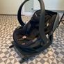 Car Baby Seat & Isofix Base - BeSafe iZi Go Image 2
