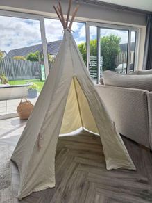 Tee Pee Tent
