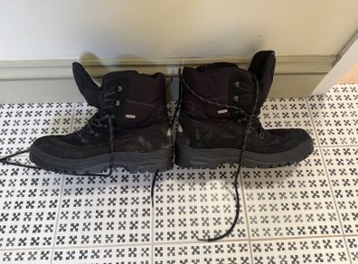 mens hiking boots