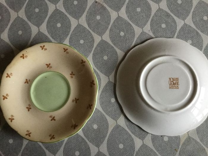 saucers