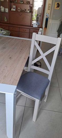 Dining Table and 4 chairs