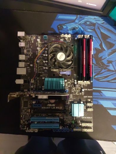 Motherboard - CPU - GPU - RAM
