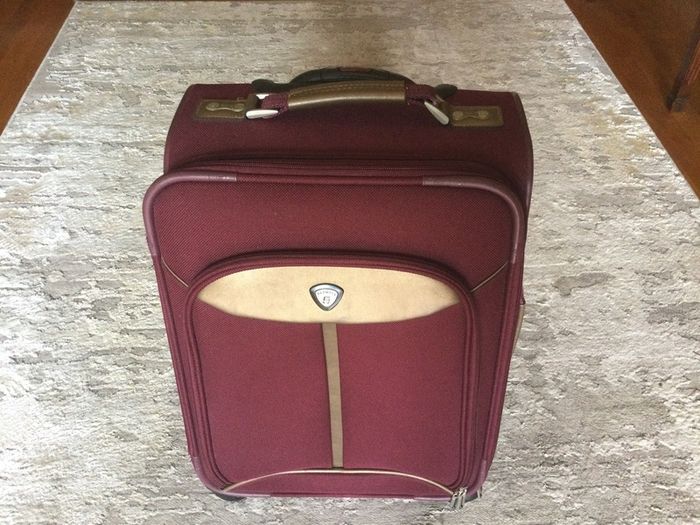 Luggage - Mid Size Olympia Travel Case. ( Reduced)