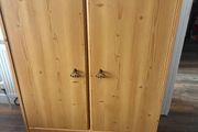 Wardrobe with 2 drawers