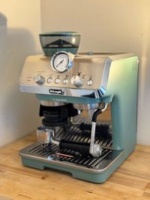 DeLonghi Coffee Machine