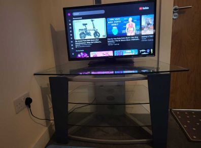 Walker TV 32 inch